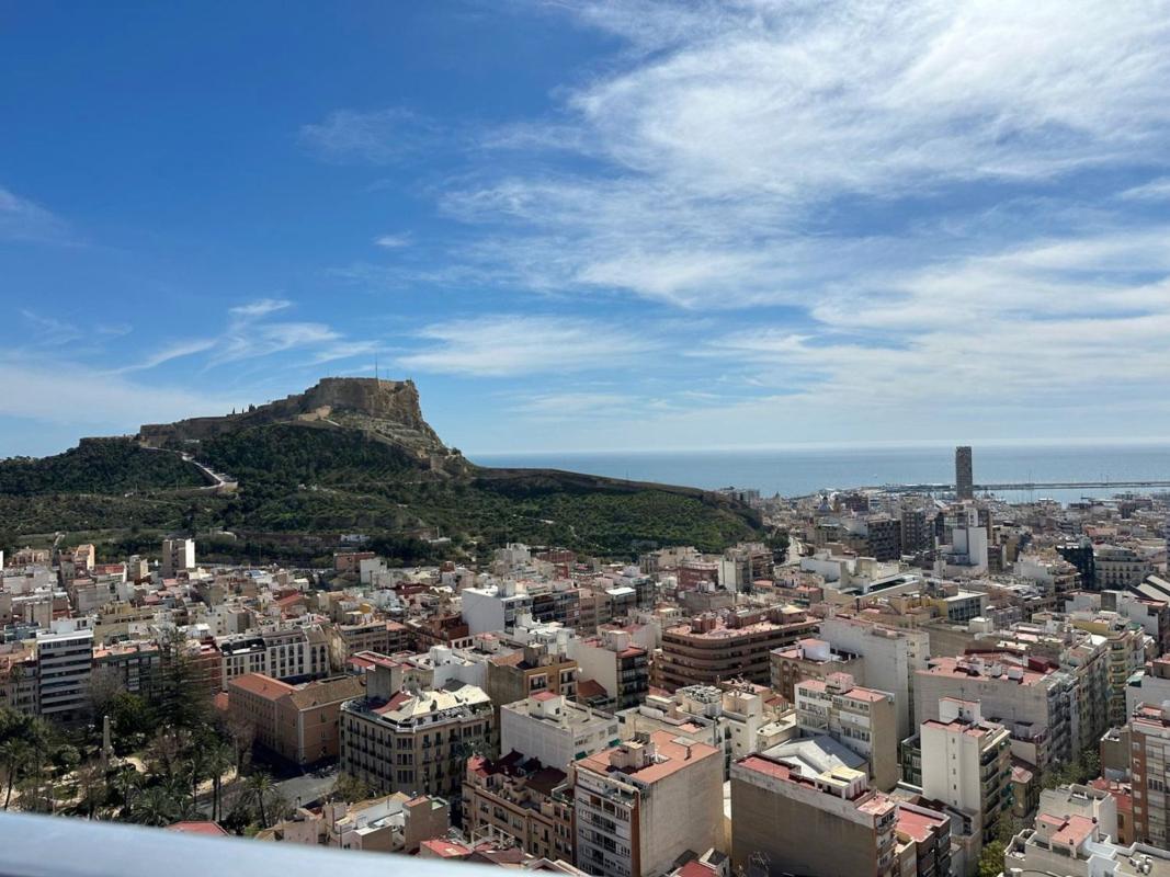Sale of apartment in Piso en Calle del Alcalde Alfonso de Rojas, Campoamor, Alicante / Alacant, Alicante
photo 1