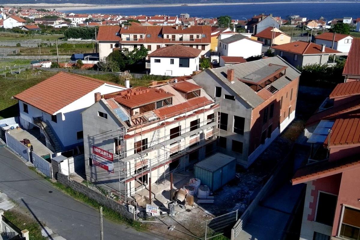 New construction en Corrubedo - Ribeira in Ribeira photo 3