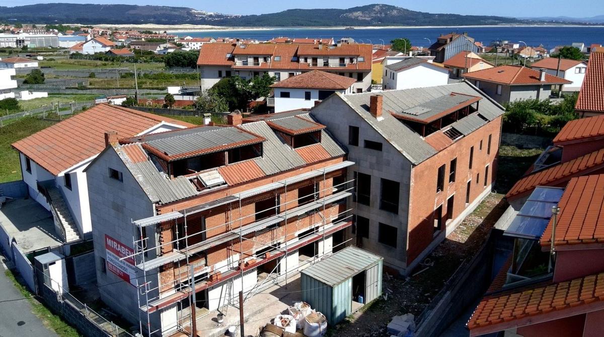 New construction en Corrubedo - Ribeira in Ribeira photo 4