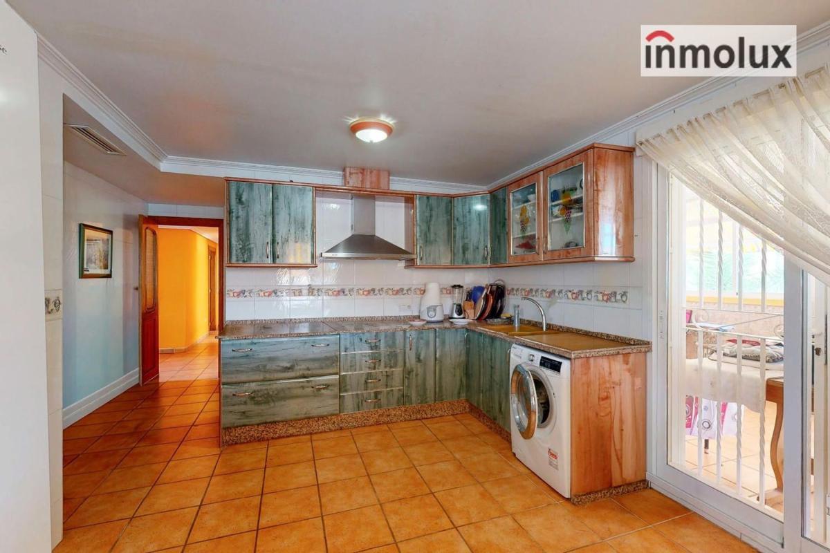 Properties for sale and rent in Spain photo 4