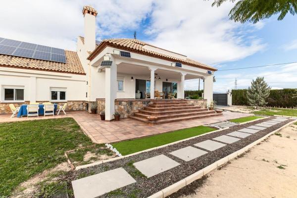 Casa o chalet independiente en Los Girasoles, San Vicente del Raspeig photo 4