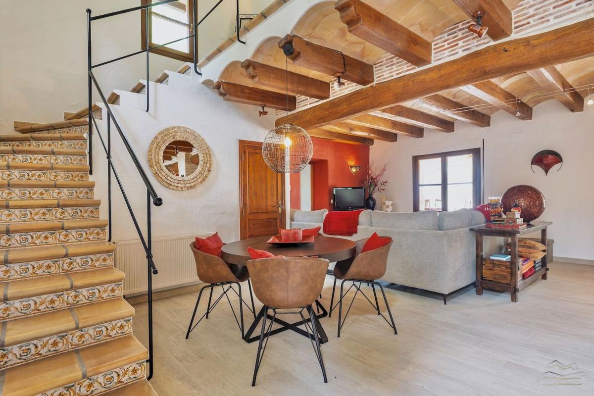 Properties for sale and rent in Spain photo 4