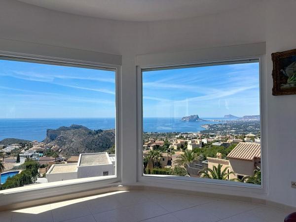 Independent chalet for sale in Casa o chalet en Calle Lirios, 12, Cumbre del Sol, Benitachell, Benitachell
thumbnail 3