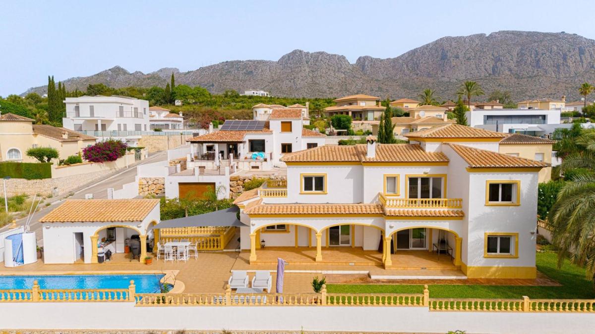 Propiedades en venta y alquiler en España photo 4