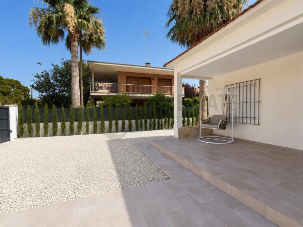 Casa o chalet independiente en Calle Manolo Morán, Centro, San Juan de Alicante thumbnail 3