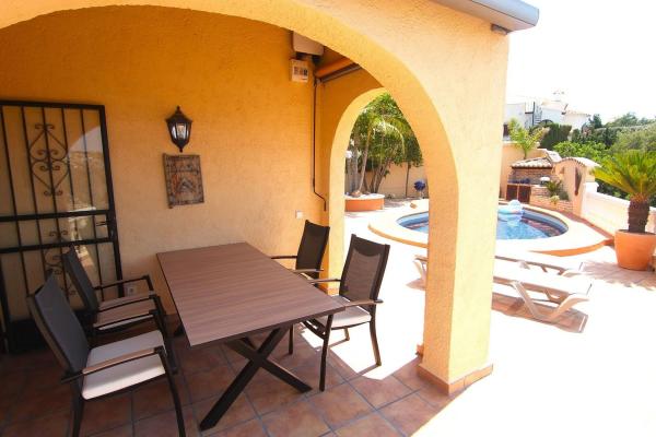 Частный шале на продаже в  Casa o chalet en Cumbre del Sol, Benitachell, Бенитачель photo 4