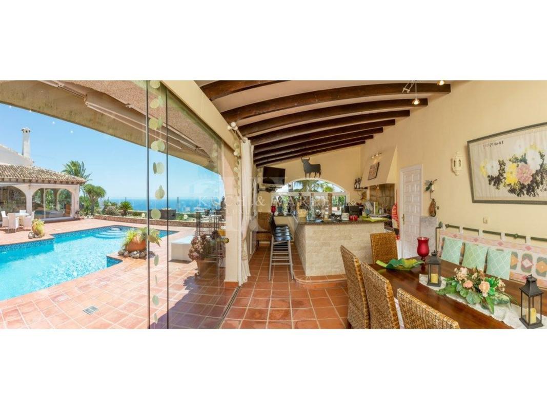 Properties for sale and rent in Spain photo 2