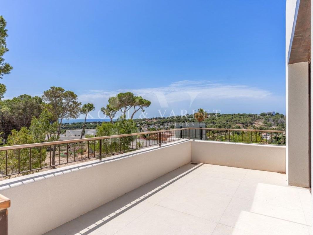 Properties for sale and rent in Spain photo 2