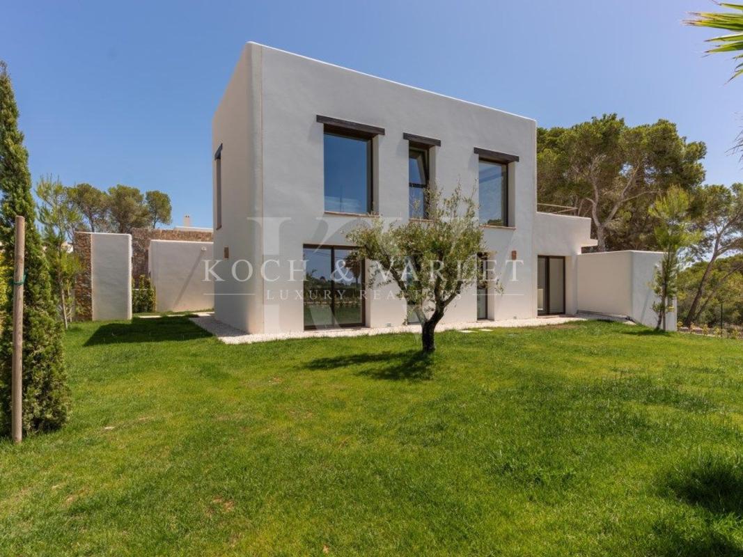Properties for sale and rent in Spain photo 4