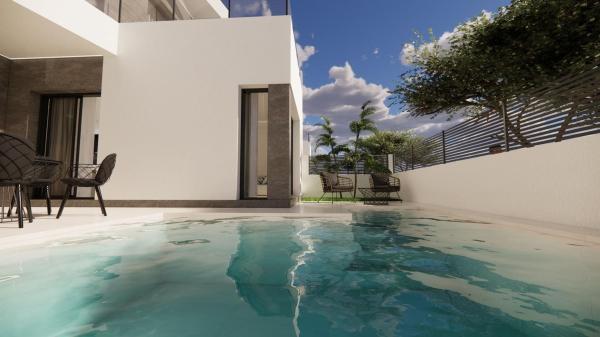 Chalet adosado en Dolores photo 1