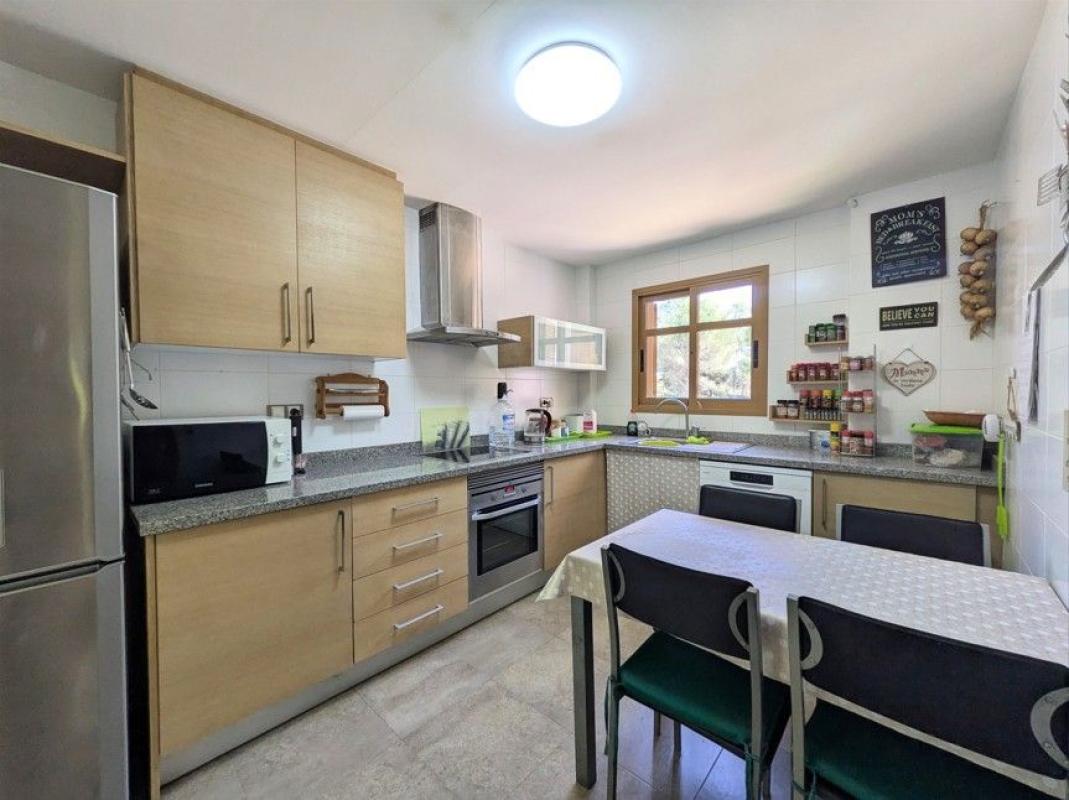 Properties for sale and rent in Spain photo 5