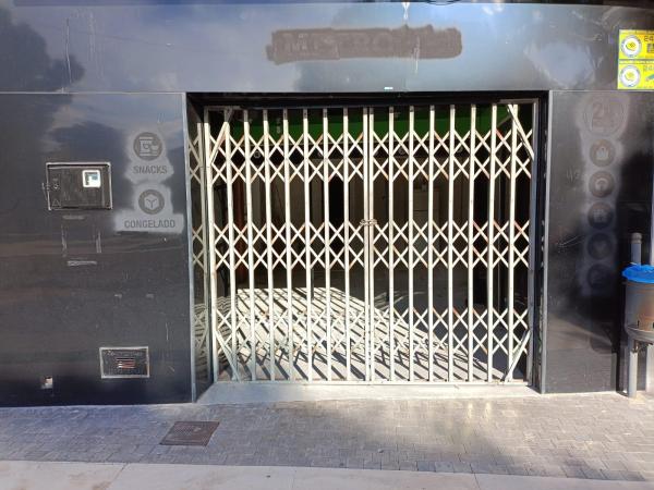 Locales photo 2