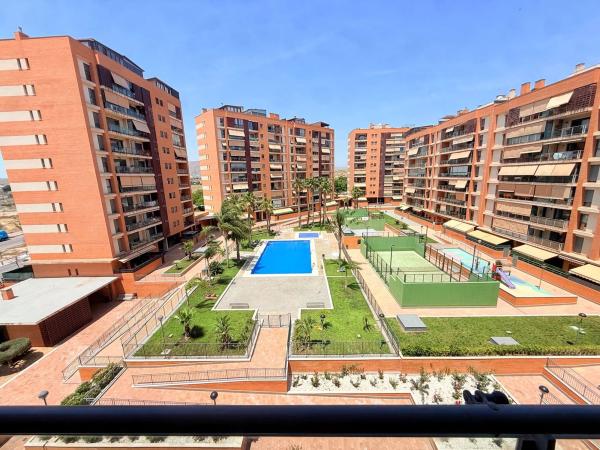 Sprzedaż mieszkania w Piso en Avenida Médico Ricardo Ferre, 42, Paus, Alicante / Alacant, Alicante / Alacant
thumbnail 2
