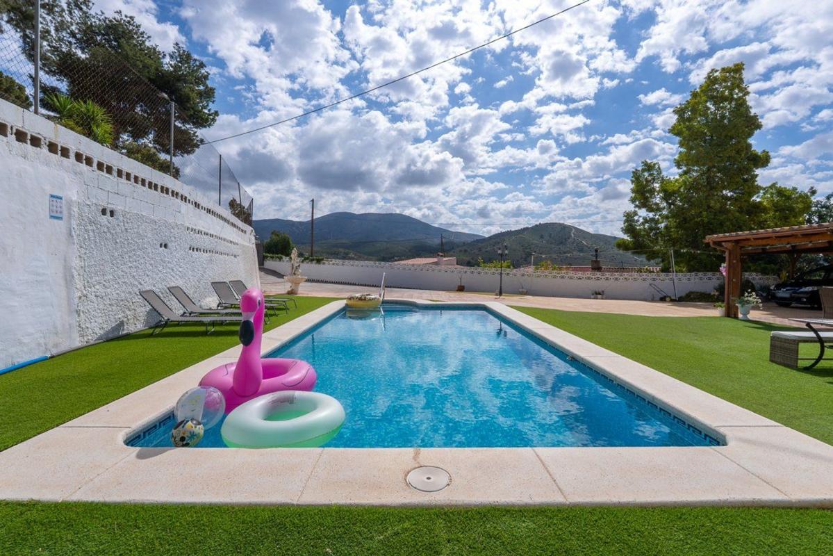 Properties for sale and rent in Spain photo 5