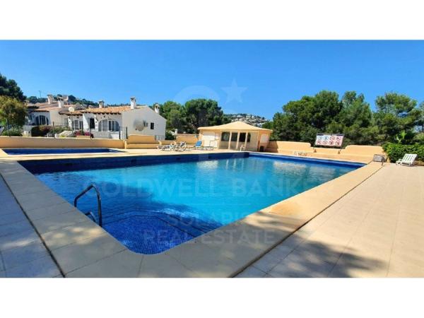 Chalet adosado en Calle Río Duero, Pinar de Advocat-Cometa, Moraira photo 1