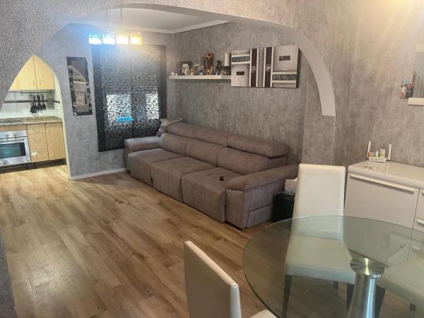 Chalet adosado en Calle de Creta, Monte y Mar, Gran Alacant thumbnail 3