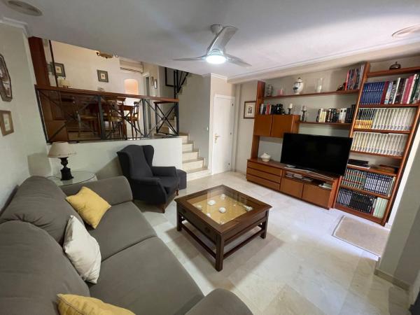 Chalet adosado en Calle Ontinyent, 94, Altabix, Elche / Elx thumbnail 2