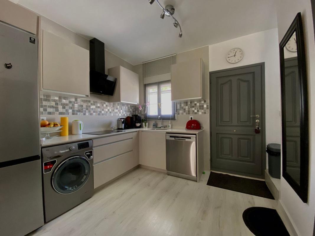 Недвижимость на продажу и в аренду в Испании photo 3