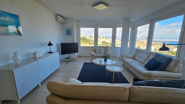 Sprzedaż mieszkania w Piso en Avenida D'Escandinàvia, 35, Monte Faro-Altomar, Gran Alacant, Gran Alacant
thumbnail 3