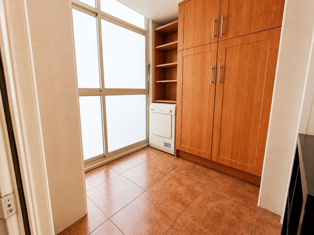 Venta de piso en Piso en Calle Ingeniero Sanchiz Pujalte, 17, Campoamor, Alicante / Alacant, Alicante / Alacant
 photo 5