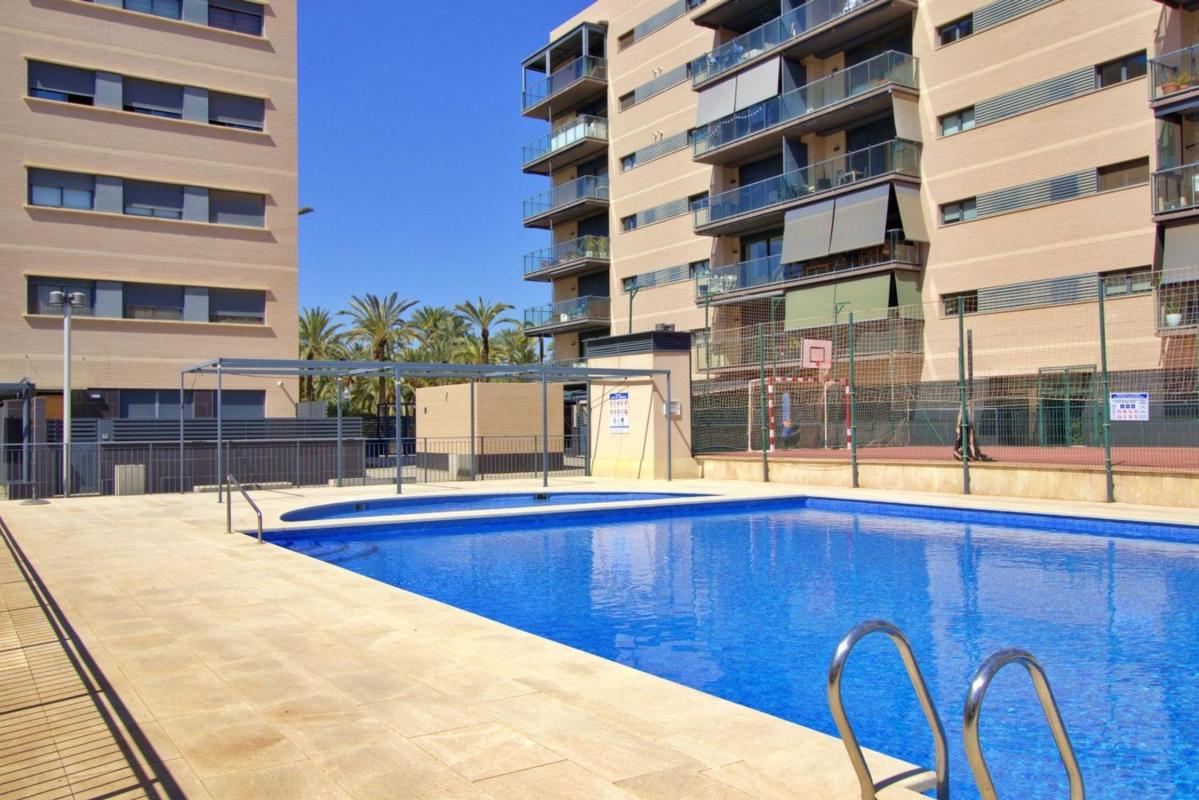Sale of apartment in Piso en Zona Deportiva-Nuevo Altabix, Elche / Elx, Elche / Elx
photo 3