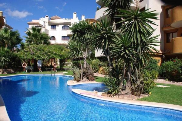 Ático en venta en Ático en Calle Mar Gruesa, 6 a, Punta Prima, Torrevieja, Torrevieja thumbnail 2
