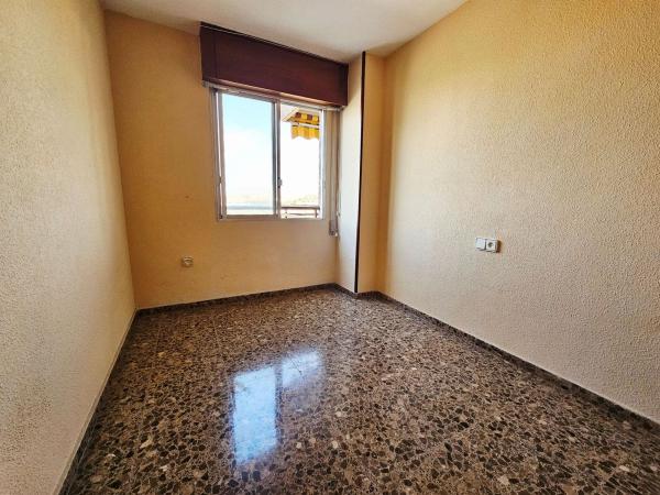 Продажа квартиры на Piso en doctor jimenez, 24, San Blas, Alicante / Alacant, Аликанте / Алакант
 photo 4