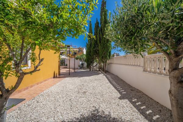 Sale of flat in Piso en Calle Bahia, Arenales del Sol, Elche / Elx, Elche / Elx
thumbnail 2