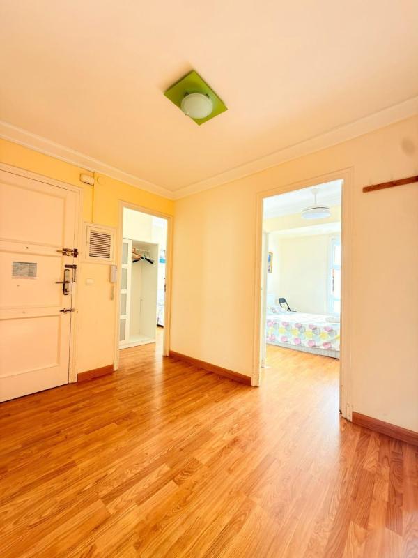 Sale of apartment in Piso en Calle Susana Llaneras, Centro Tradicional, Alicante / Alacant, Alicante
 photo 5