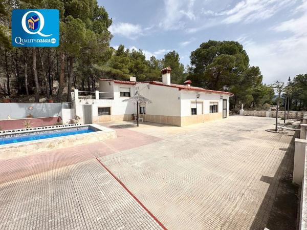 Chalet pareado en Jijona / Xixona photo 1