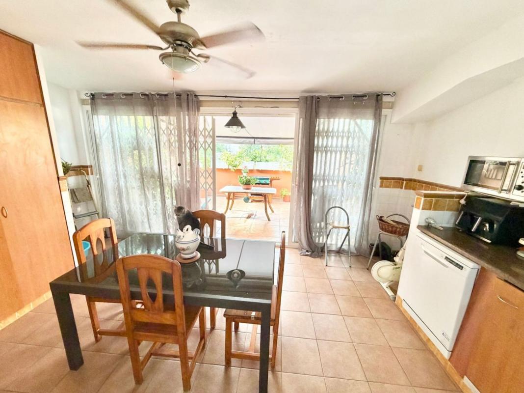 Недвижимость на продажу и в аренду в Испании photo 4