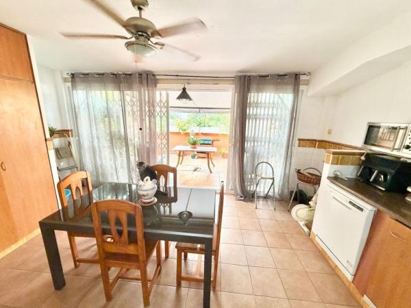 Chalet adosado en Pego photo 4