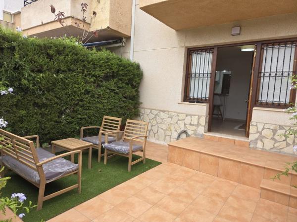 Chalet pareado en Avenida Capiscol, Nou Nazaret - Frank Espinós, San Juan de Alicante photo 3
