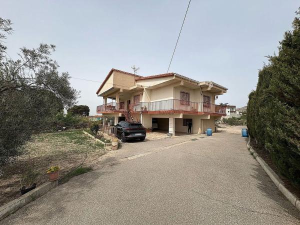 Rustic farm for sale in Finca rústica en Petrer , Petrer thumbnail 2