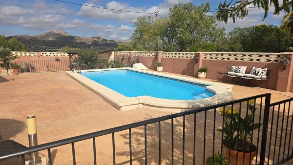 Casa o chalet independiente en Sax photo 1