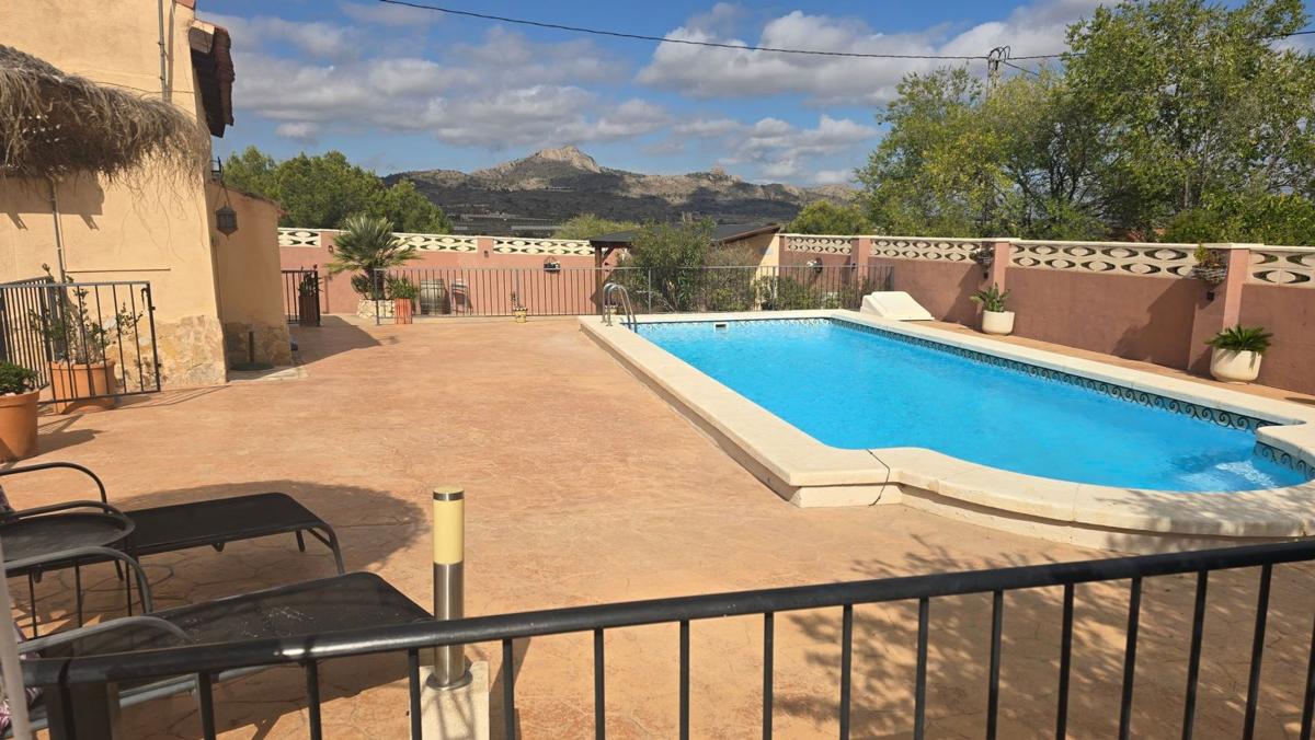 Properties for sale and rent in Spain photo 2