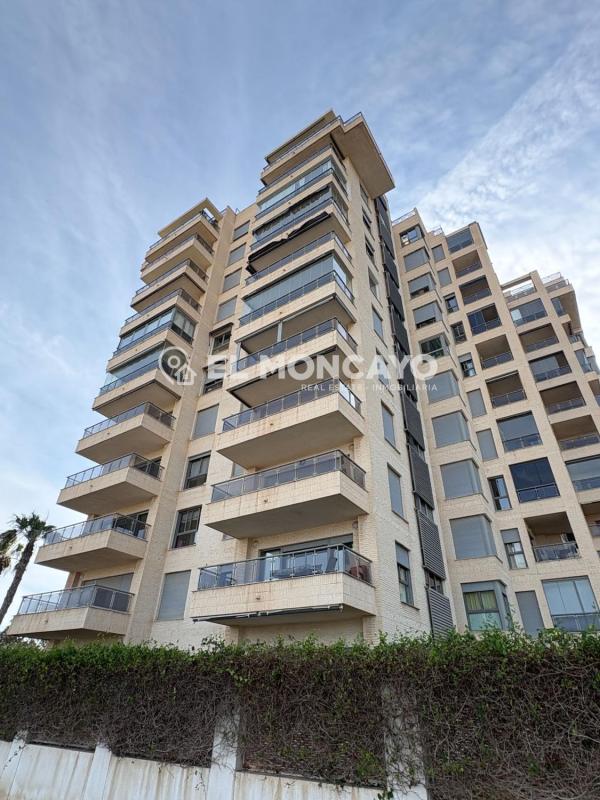 Venta de piso en Piso en Calle Basilio Paredes, Puerto Deportivo, Guardamar del Segura, Guardamar del Segura
photo 1