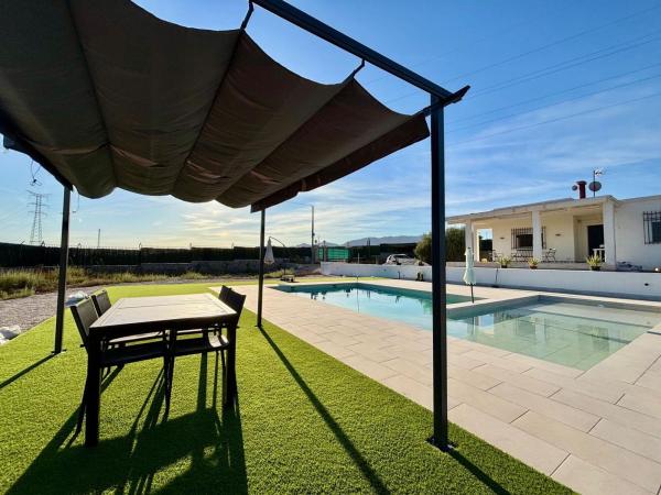 Casa o chalet independiente en Algoda-Matola-Llano de San José, Elche / Elx thumbnail 2