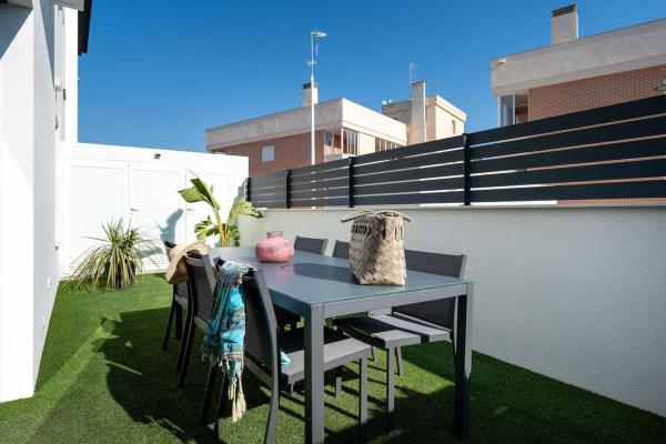 Chalet adosado en Calle Antonia García Andreu, Monte y Mar, Gran Alacant thumbnail 3