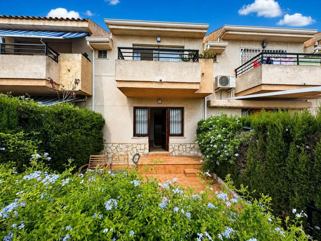 Properties for sale and rent in Spain photo 2