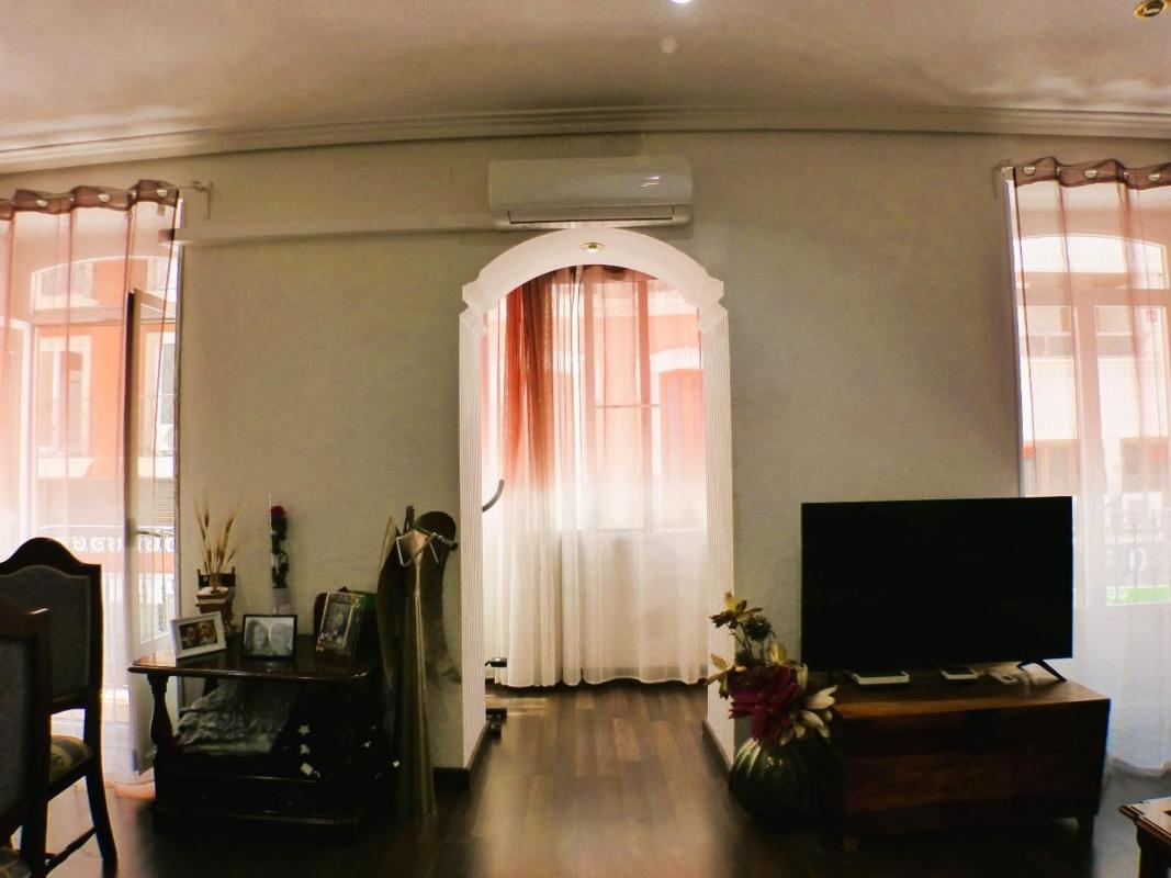 Sale of apartment in Piso en Centro Tradicional, Alicante / Alacant, Alicante
photo 5