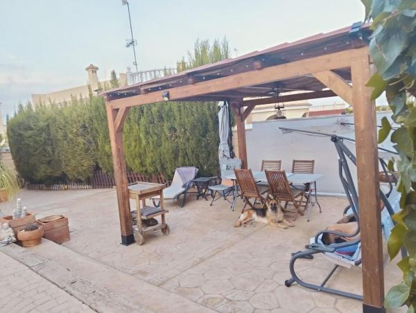 Chalet pareado en Monforte del Cid thumbnail 2