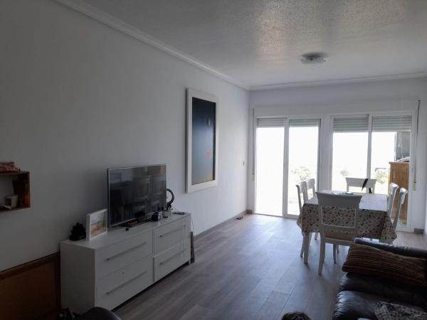 Продажа квартиры на Piso en alcalde Rosalino perez, 31, Puerto Deportivo, Guardamar del Segura, Гуардамар-дель-Сегура
photo 1