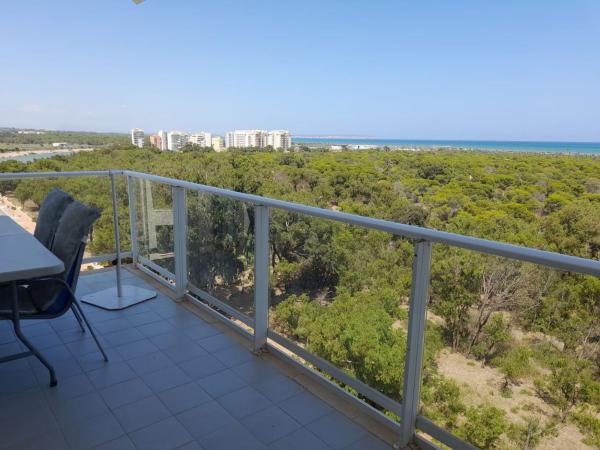 Продажа квартиры на Piso en alcalde Rosalino perez, 31, Puerto Deportivo, Guardamar del Segura, Гуардамар-дель-Сегура
thumbnail 3