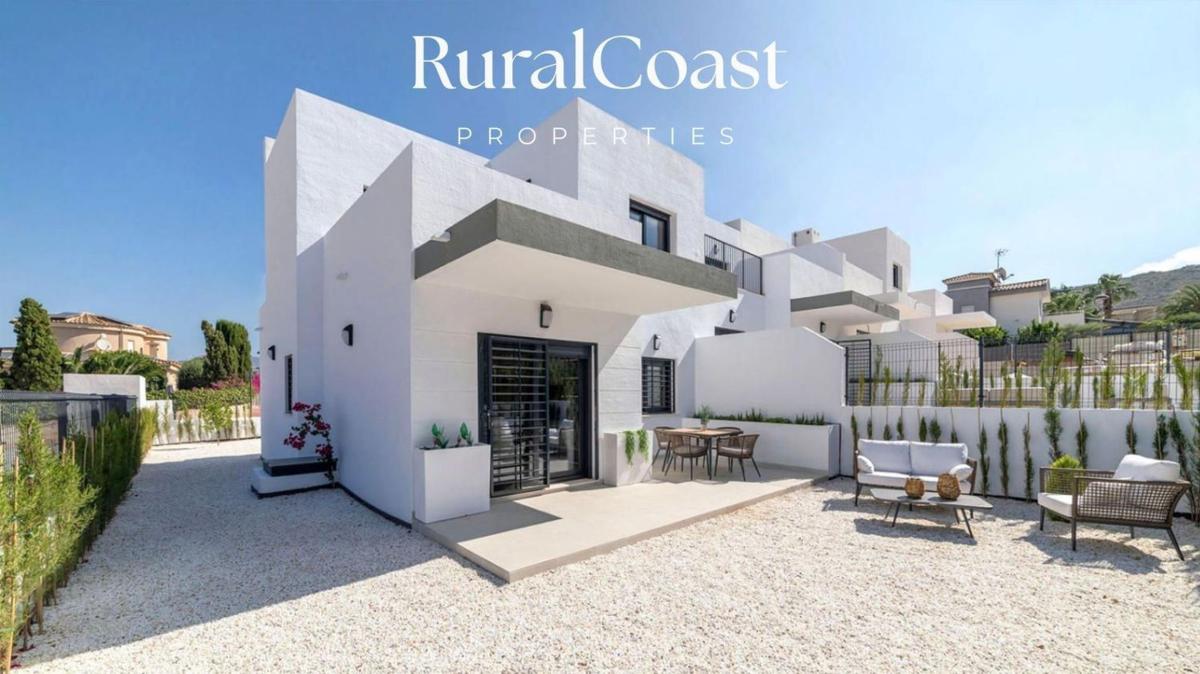 Properties for sale and rent in Spain photo 2