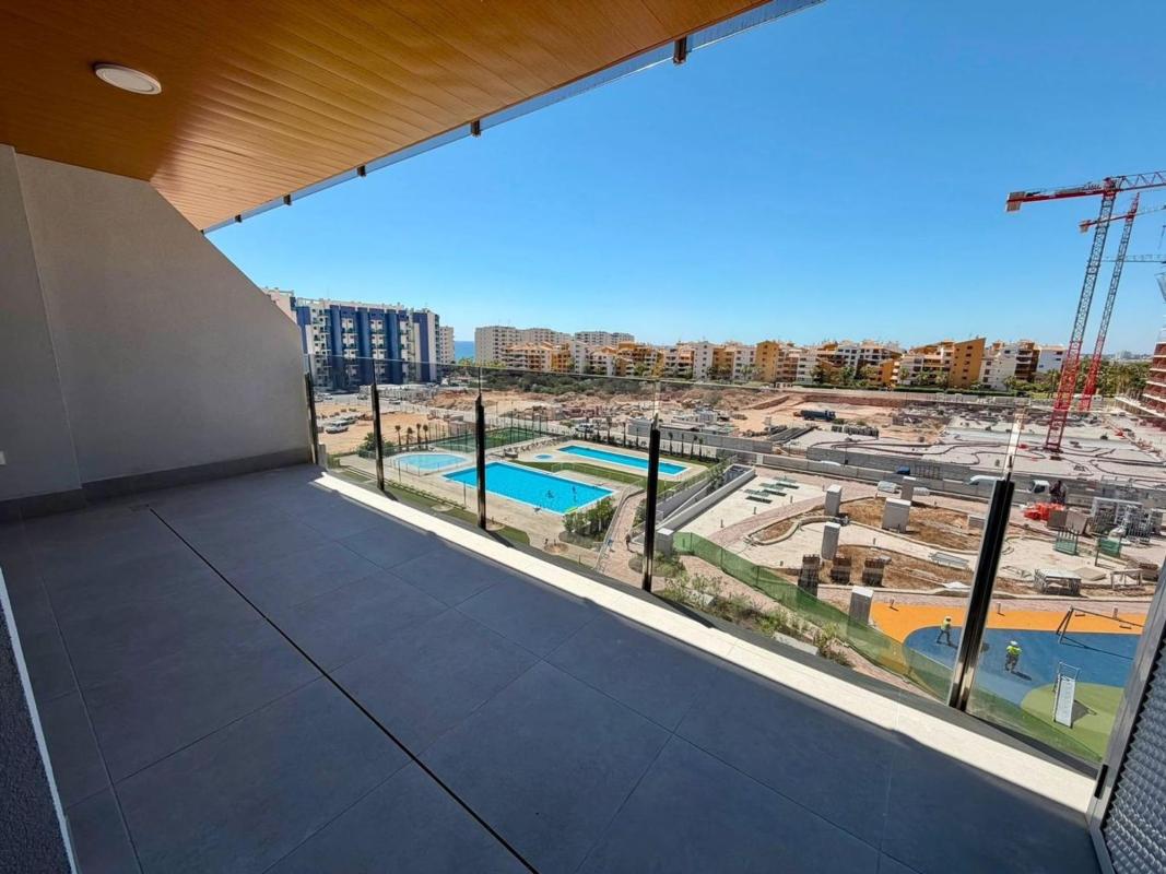 Sale of apartment in Piso en Avenida de las Olas s/n, Punta Prima, Torrevieja, Torrevieja
photo 3