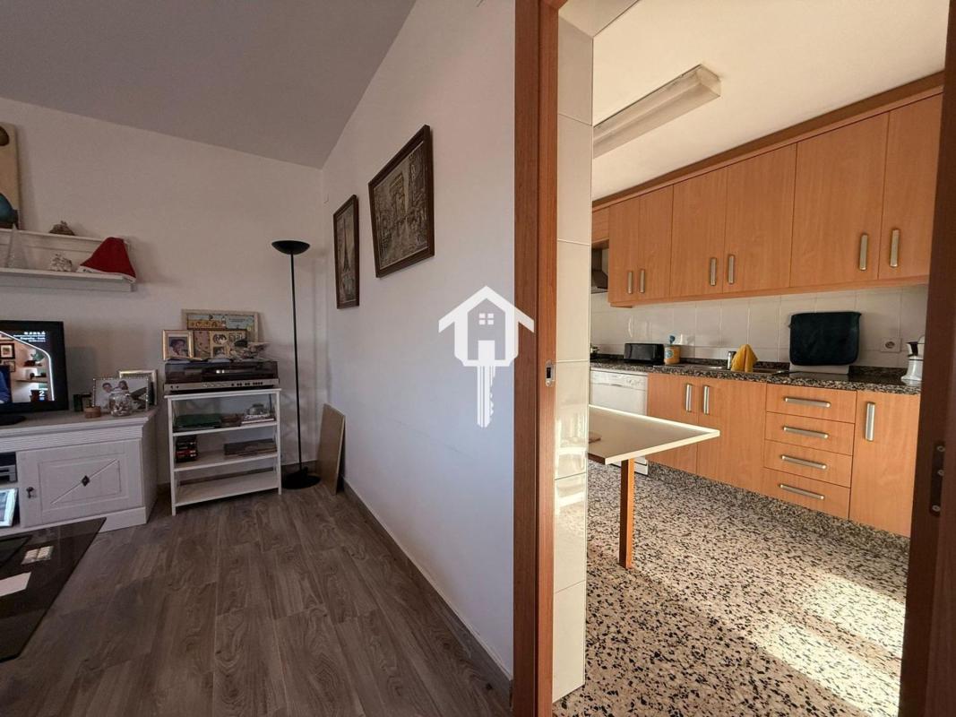 Недвижимость на продажу и в аренду в Испании photo 5
