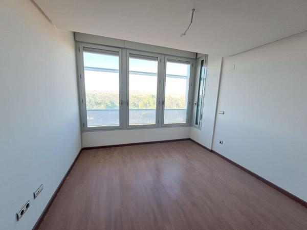 Sale of flat in Piso en Calle Antonio Antón Asencio, Centro, Elche / Elx, Elche / Elx
thumbnail 2