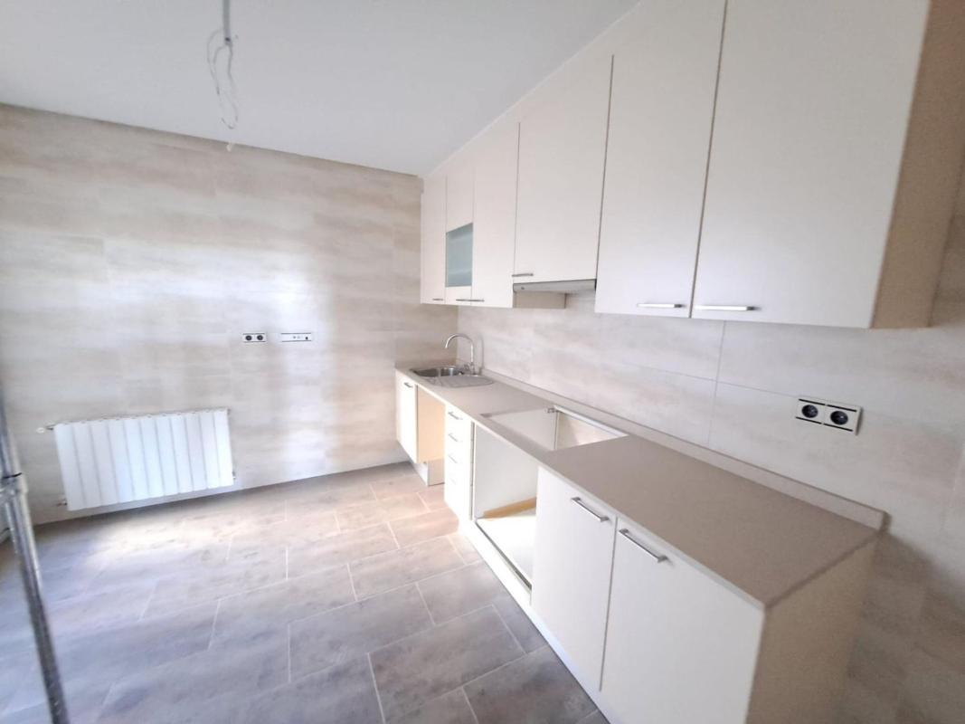 Sale of apartment in Piso en Calle Antonio Antón Asencio, Centro, Elche / Elx, Elche / Elx
photo 3