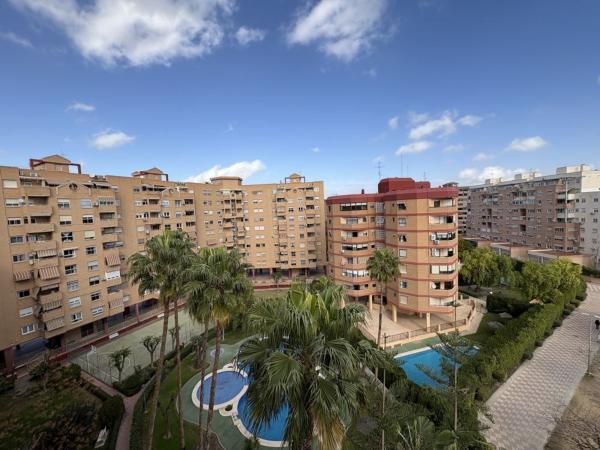 Продажа квартиры на Piso en Calle Padre Recaredo de Los Rios, San Blas, Alicante / Alacant, Аликанте / Алакант
thumbnail 2